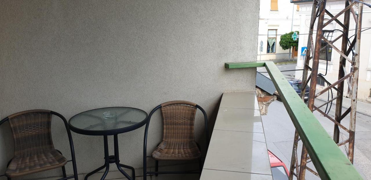 Apartman Natasa 1 Vrsac Exteriér fotografie